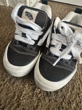 Vans Kids Black and White Low-Top Skate Sneakers